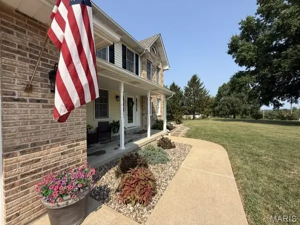 859 Scenic Ridge Drive, Washington, MO 63090