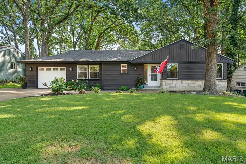 1414 Grant Road, Webster Groves, MO 63119 - #1
