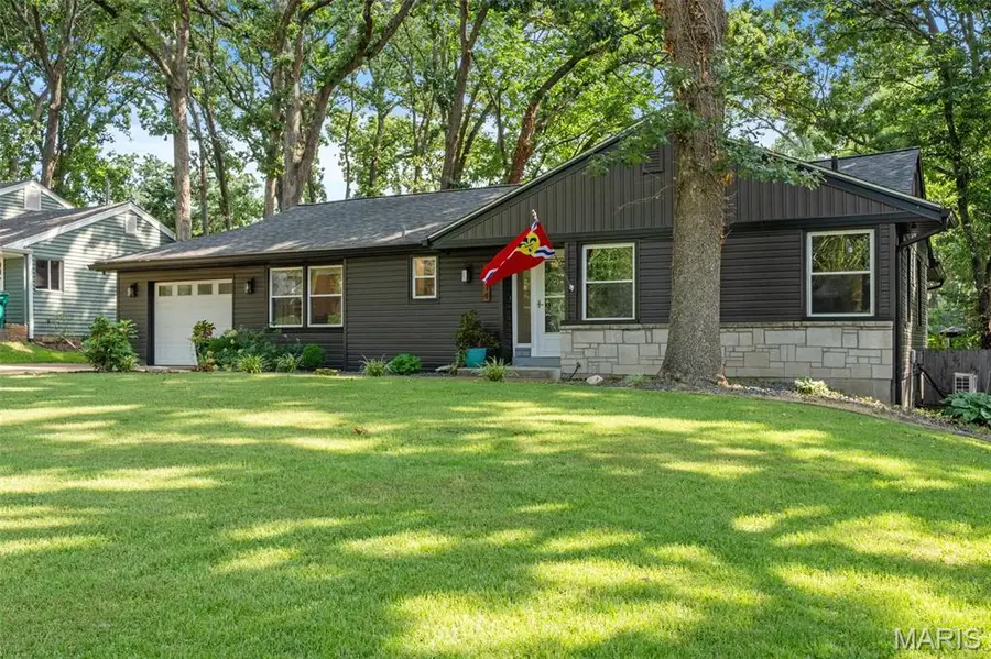 1414 Grant Road, Webster Groves, MO 63119 - #3