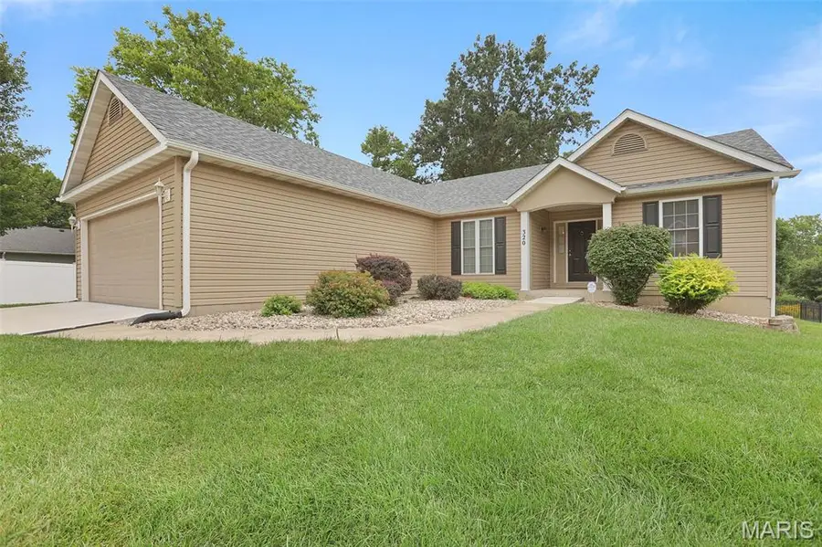320 Willow Creek Drive, Edwardsville, IL 62025 - #2