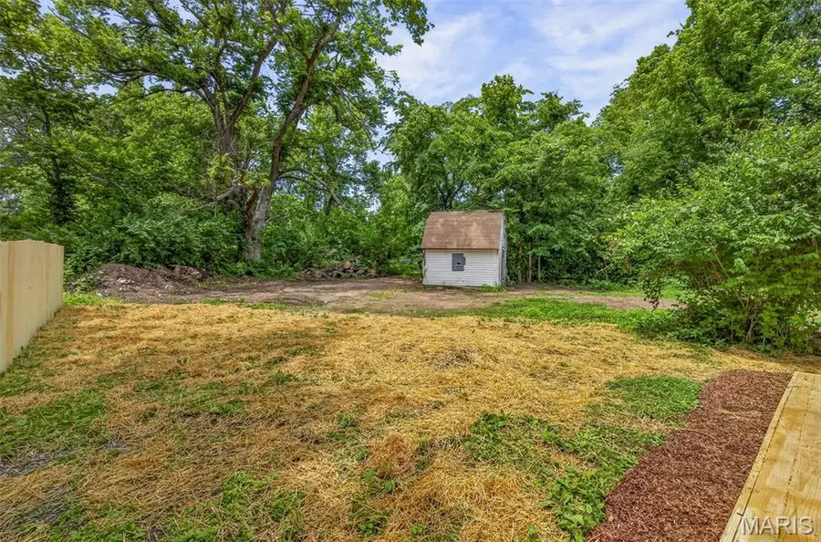 705 W Main Street, Bismarck, MO 63624 - #3