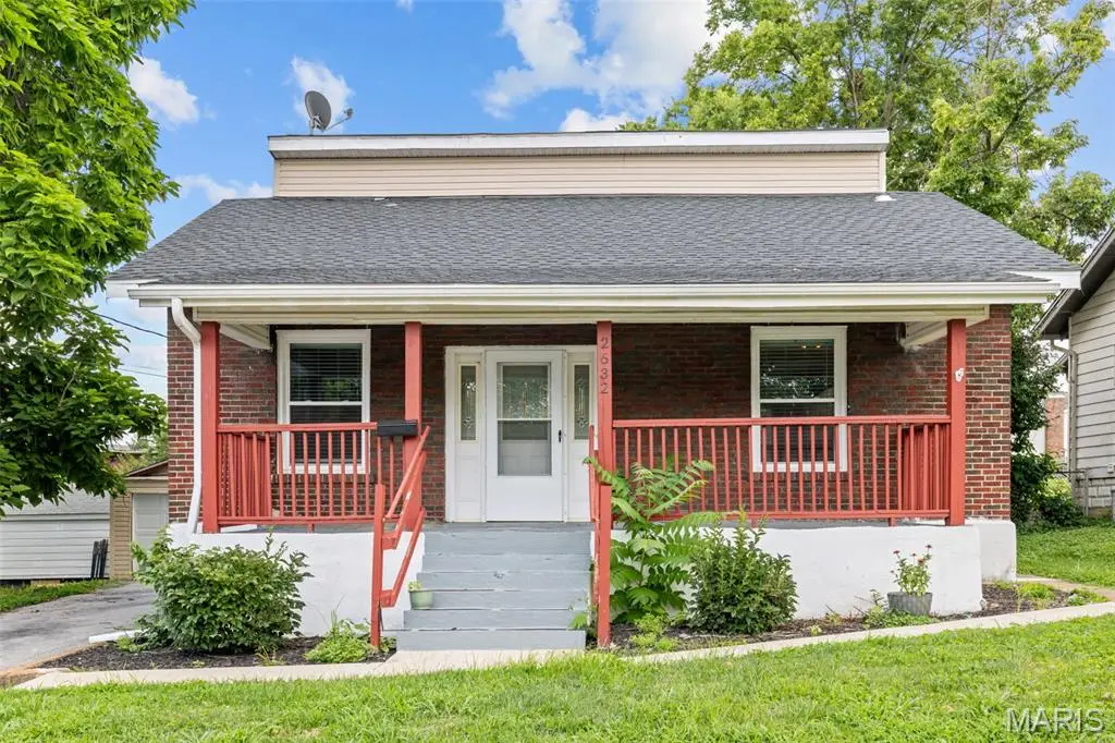 2632 Burns Avenue, Saint Louis, MO 63114 - #1