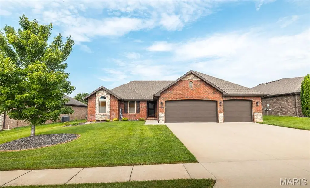 5817 S Cottonwood Drive, Battlefield, MO 65619 - #1
