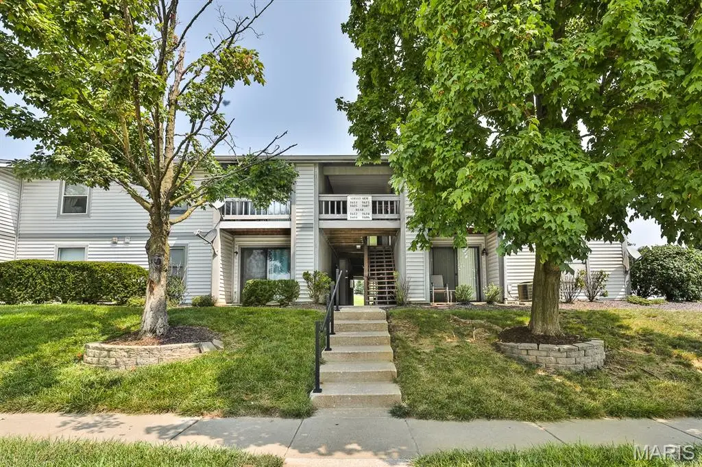 1615 Summergate Parkway #M, Saint Charles, MO 63303 - #1