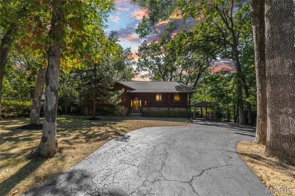 7736 S Rock Hill Road, Crestwood, MO 63123