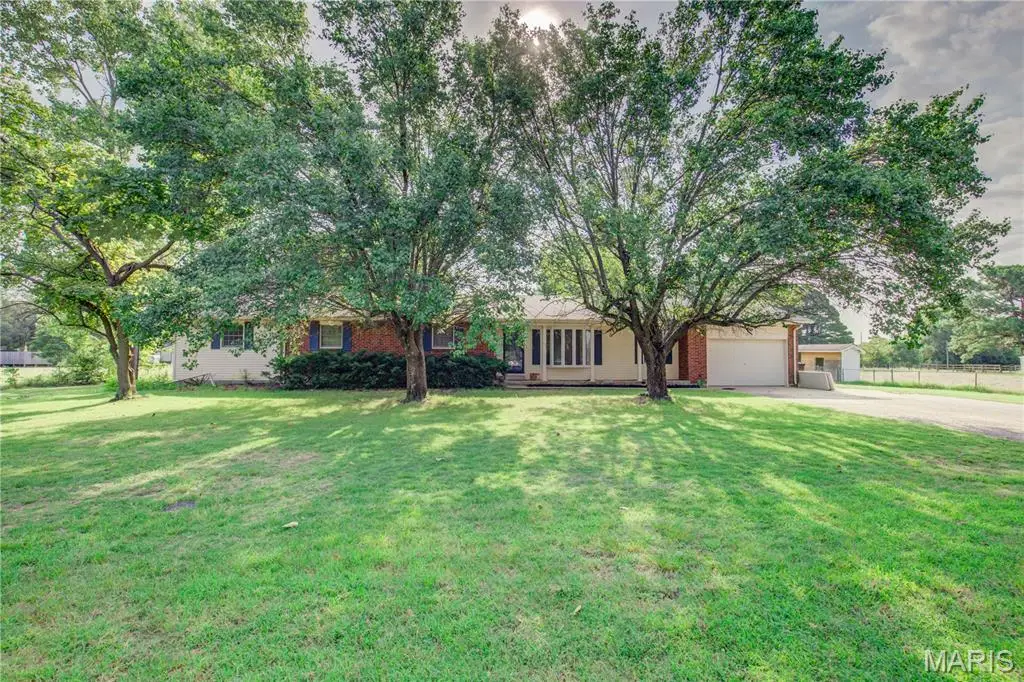 111 Dacus Drive, Sikeston, MO 63801 - #1