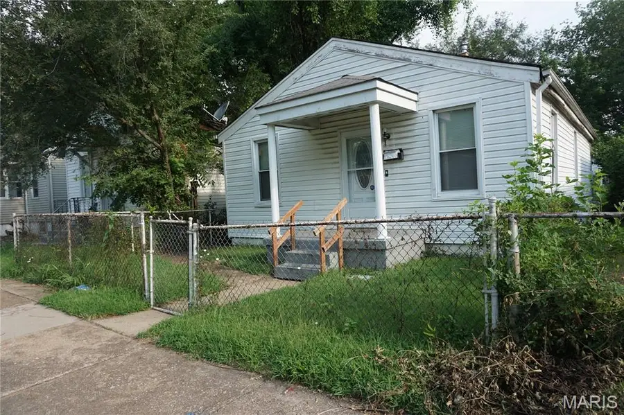 1163 Howell Street, Saint Louis, MO 63147 - #2