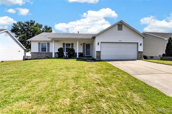 582 Prentice Drive, St Peters, MO 63376