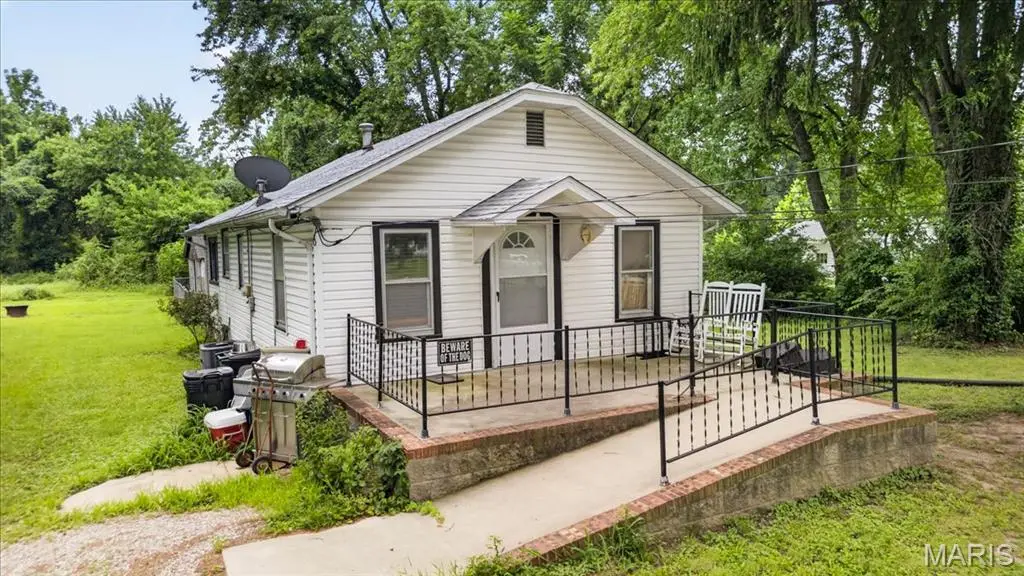 1036 Hollywood Heights Road, Caseyville, IL 62232 - #1
