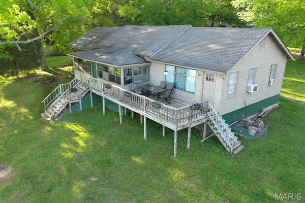 227 Walleye Ln, Doniphan, MO 63935