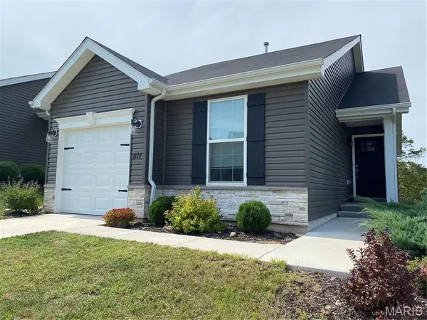 877 Black Bear Drive, House Springs, MO 63051