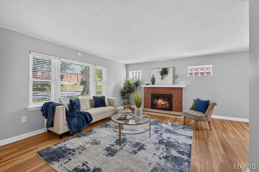 4201 Prather Avenue, Saint Louis, MO 63109 - #3