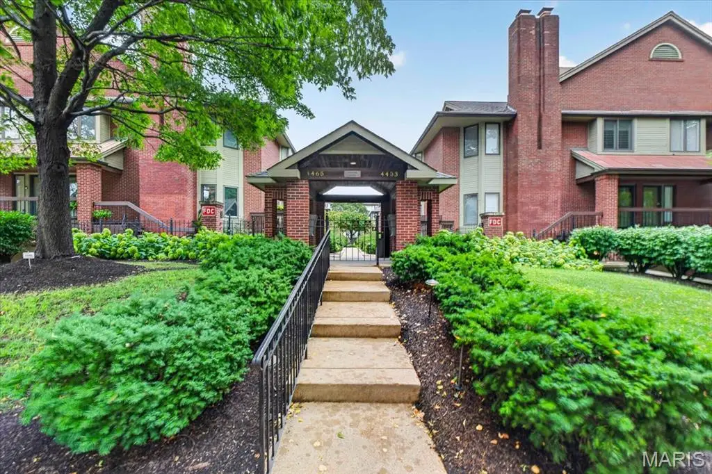 4465 W Pine Boulevard #19, Saint Louis, MO 63108 - #1