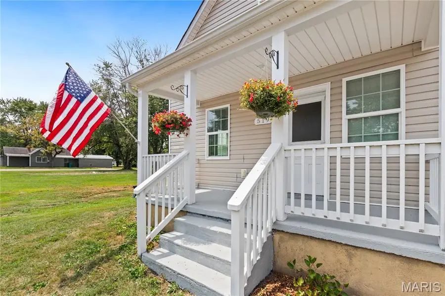 519 S Walnut Street, Gerald, MO 63037 - #2