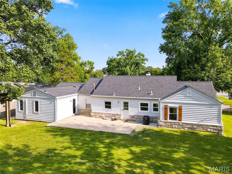 1463 Ronald Drive, Saint Louis, MO 63119 - #2