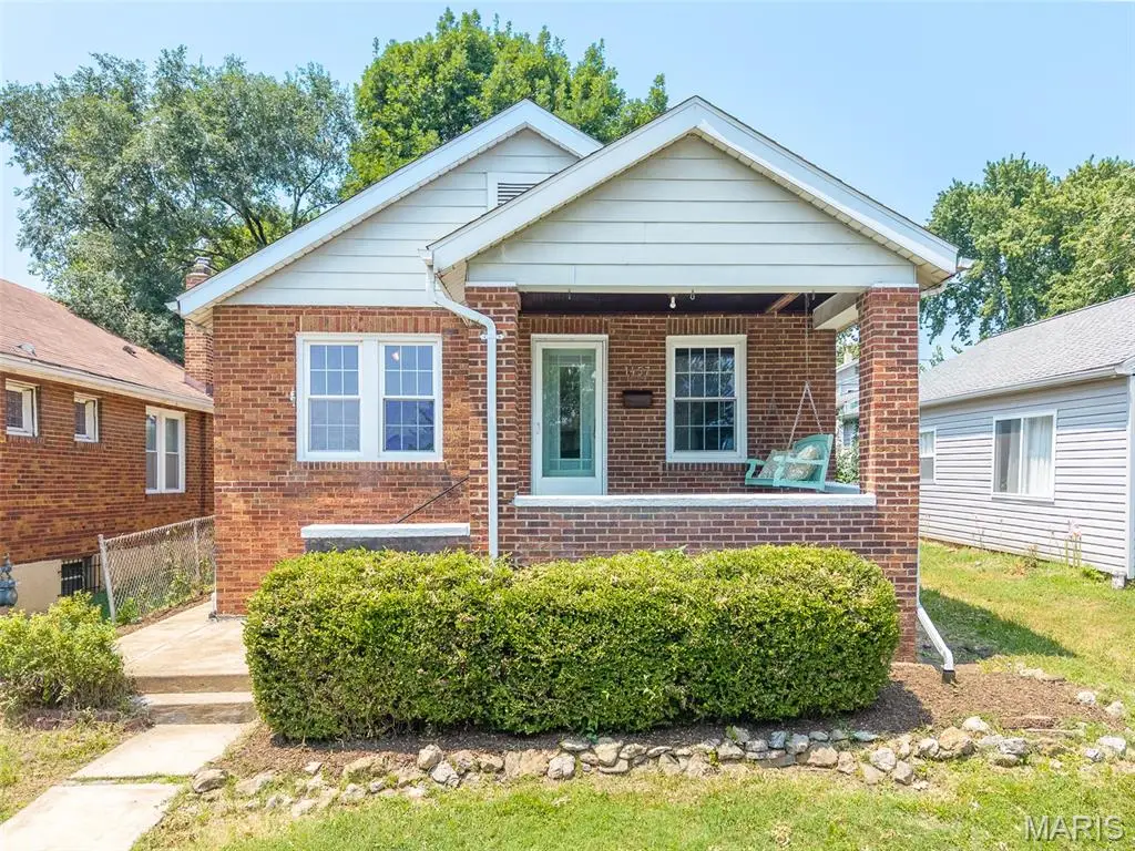 1457 Sproule Avenue, Saint Louis, MO 63139 - #1