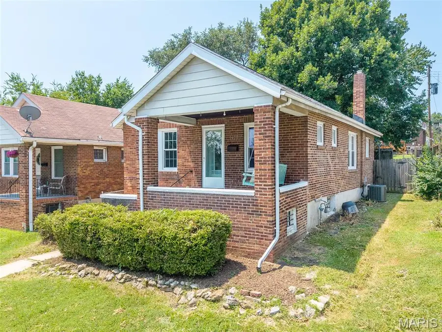 1457 Sproule Avenue, Saint Louis, MO 63139 - #3