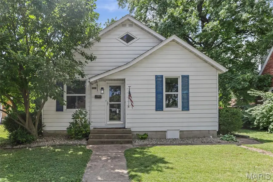 1416 Lindenthal Avenue, Highland, IL 62249 - #2