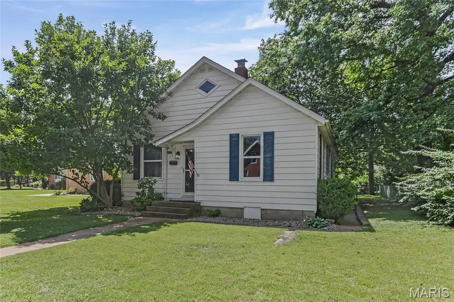 1416 Lindenthal Avenue, Highland, IL 62249 - #3