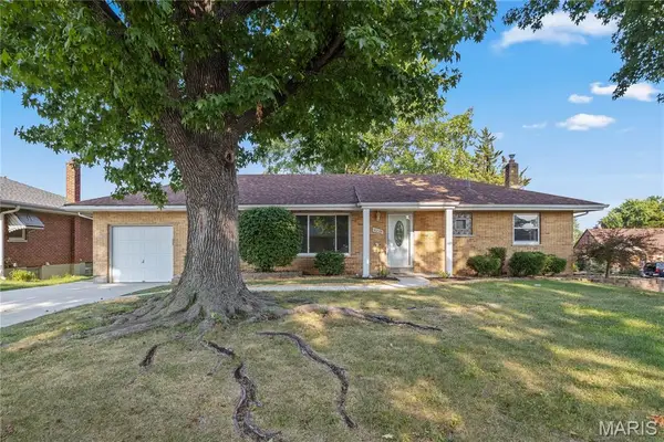 9228 Kenstan Court, Unincorporated, MO 63123