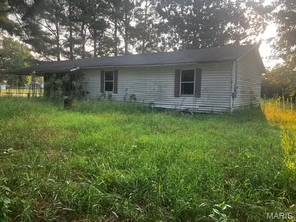 504 S 6th Street, Lilbourn, MO 63862