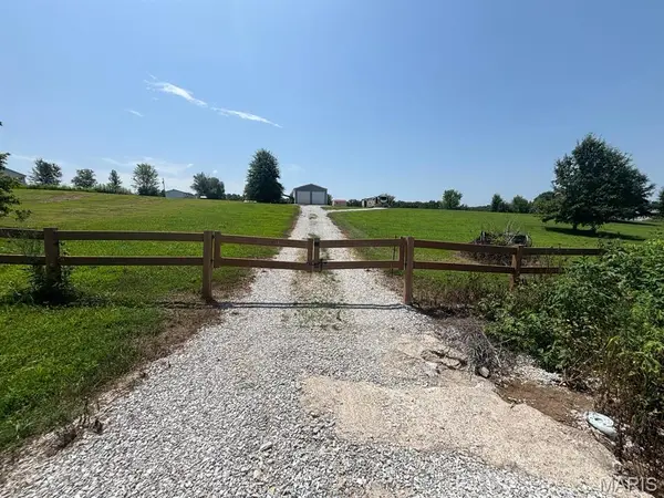 34385 Monroe Road 480, Stoutsville, MO 65283