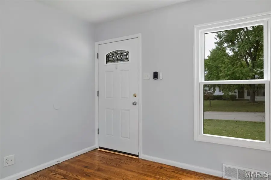 6320 Ashbury Drive, Saint Louis, MO 63123 - #3