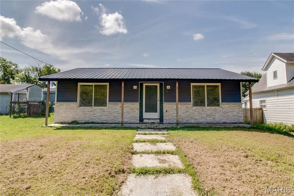 390 Dorsey Road, Gillespie, IL 62033 - #1