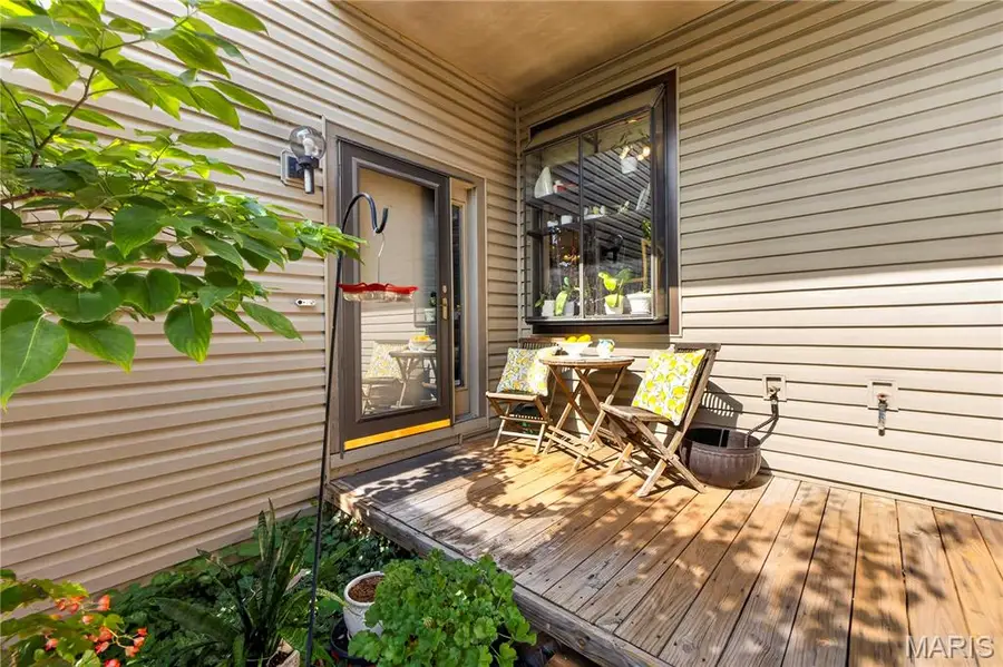 1706 Thorny Briar Drive, Saint Louis, MO 63146 - #3