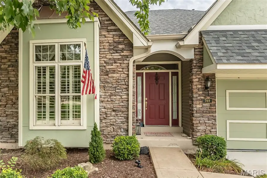 709 Huntwood Terrace, Lake Saint Louis, MO 63367 - #3