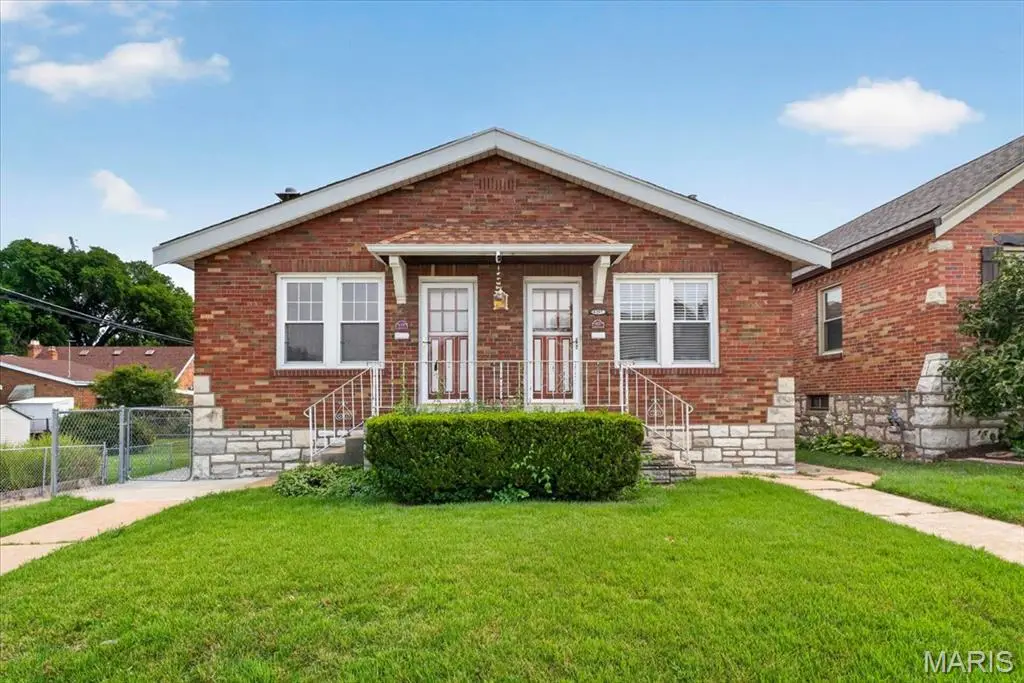 4327 Tyrolean Avenue, Saint Louis, MO 63116 - #1