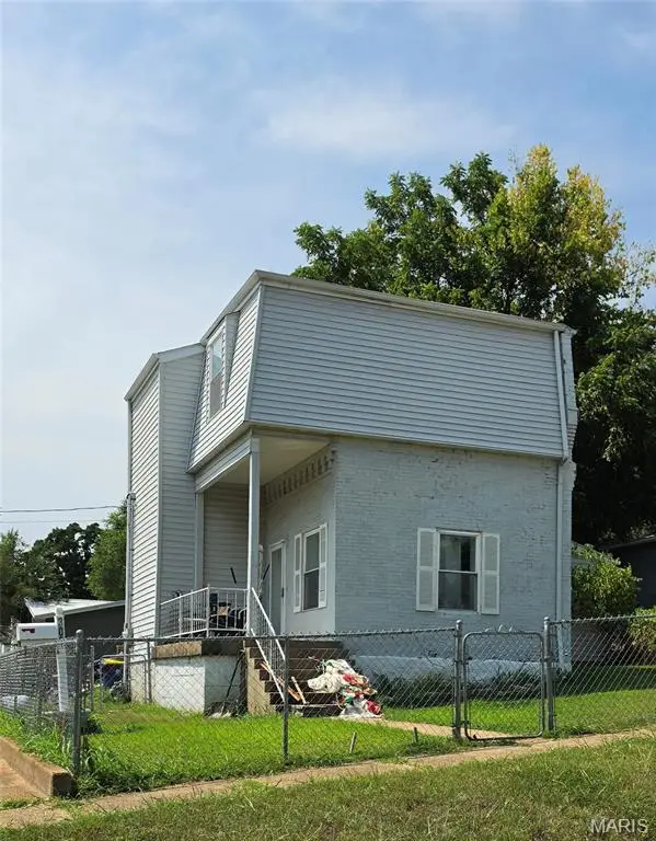 300 Stewart Street, De Soto, MO 63020