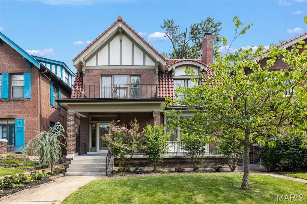 5847 Waterman Boulevard, Saint Louis, MO 63112 - #1