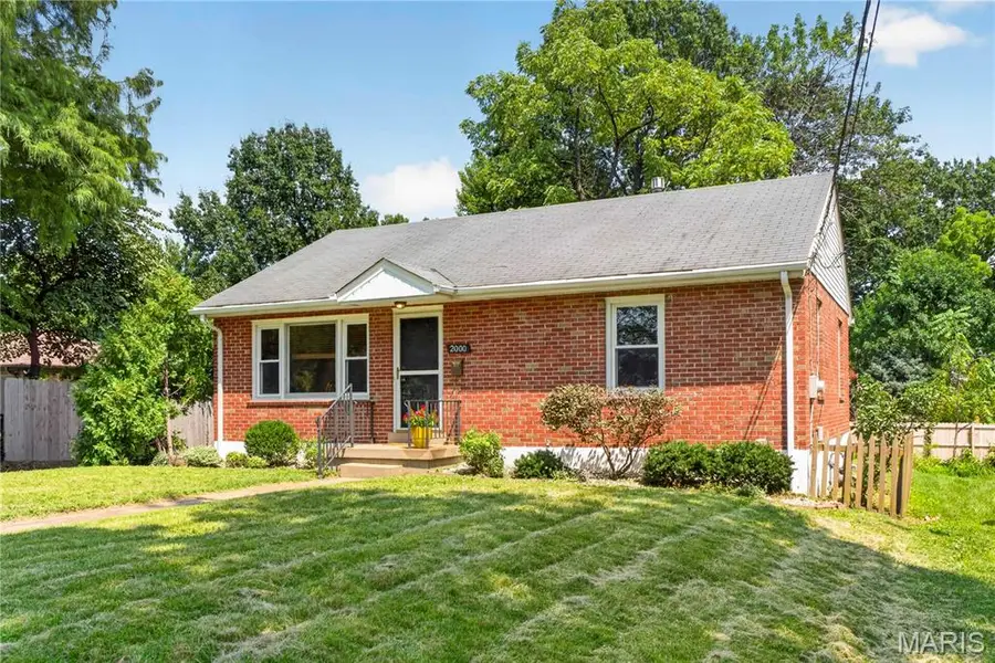 2000 Alameda Avenue, Maplewood, MO 63143 - #3