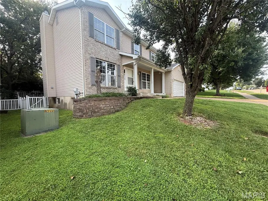 4516 Southridge Pines Drive, Saint Louis, MO 63128 - #2