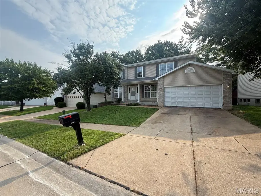 4516 Southridge Pines Drive, Saint Louis, MO 63128 - #3