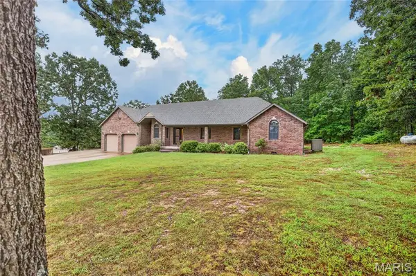 22774 Gardner Road, Lebanon, MO 65536