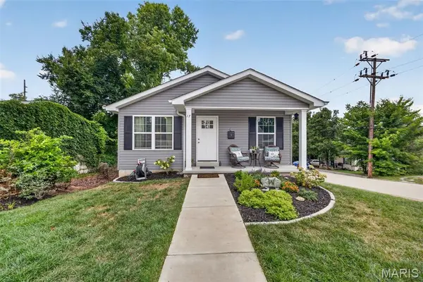 17 Frisco Street, Festus, MO 63028