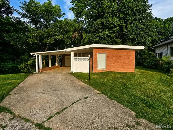40 N 50th Street, Belleville, IL 62226