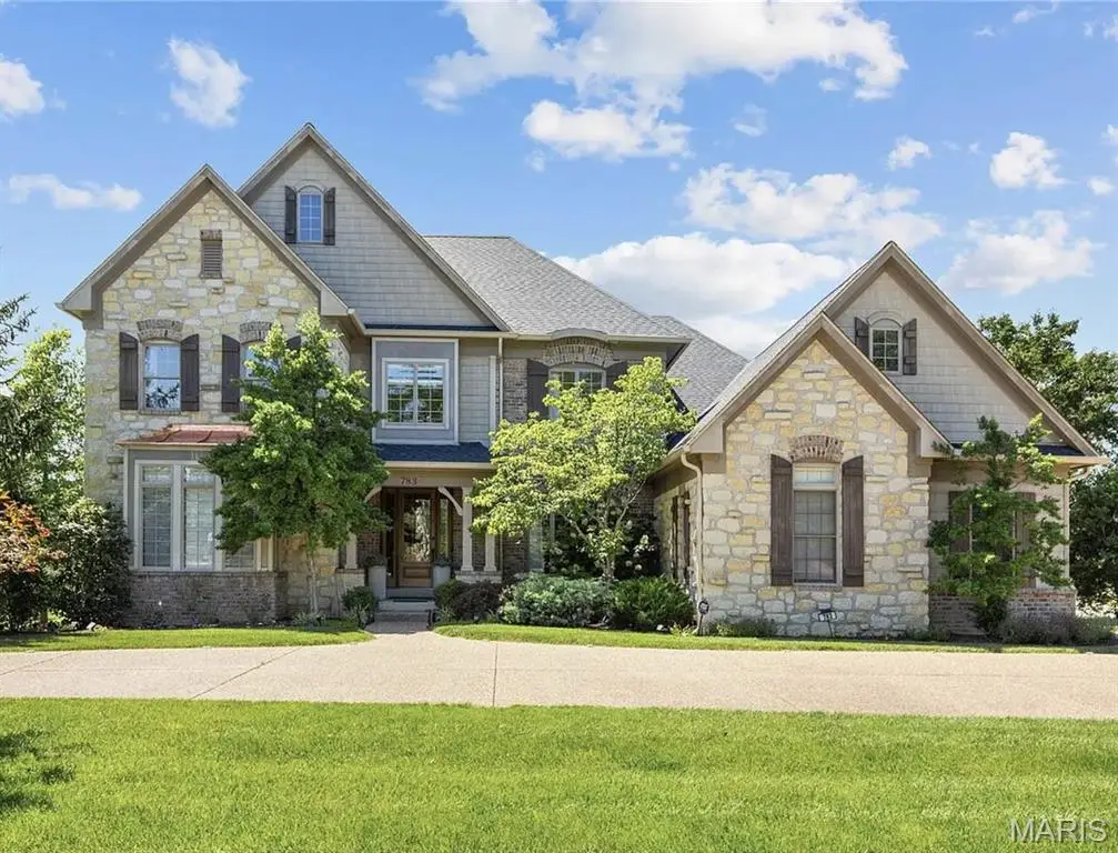783 N Mason Road, Creve Coeur, MO 63141 - #1