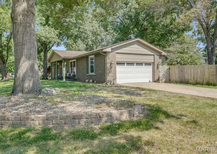 5209 River Aire Drive, Godfrey, IL 62035 - #2