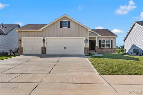 322 Summer Glen Lane, St Charles, MO 63301