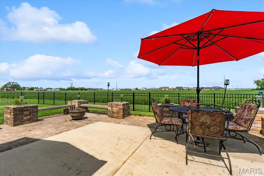 605 Whetstone Lane, Mascoutah, IL 62258 - #2