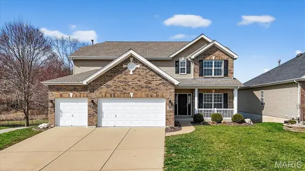 1464 Red Oak Plantation Drive, Ballwin, MO 63021