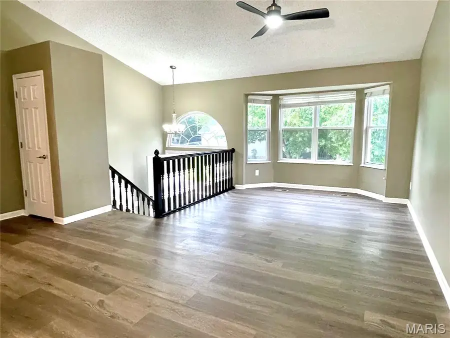 3060 Laurel Village Circle, Saint Peters, MO 63376 - #2