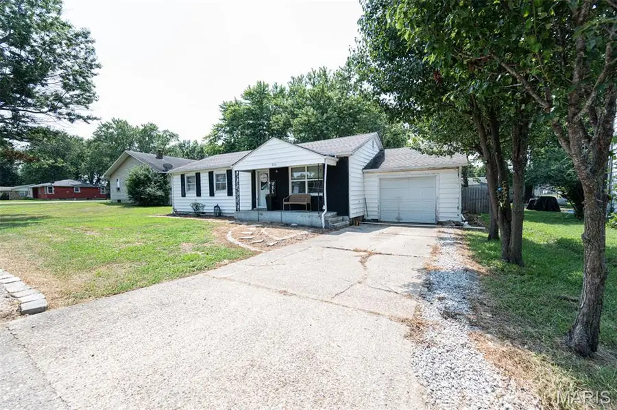 706 Apple Avenue, Belle, MO 65013 - #2