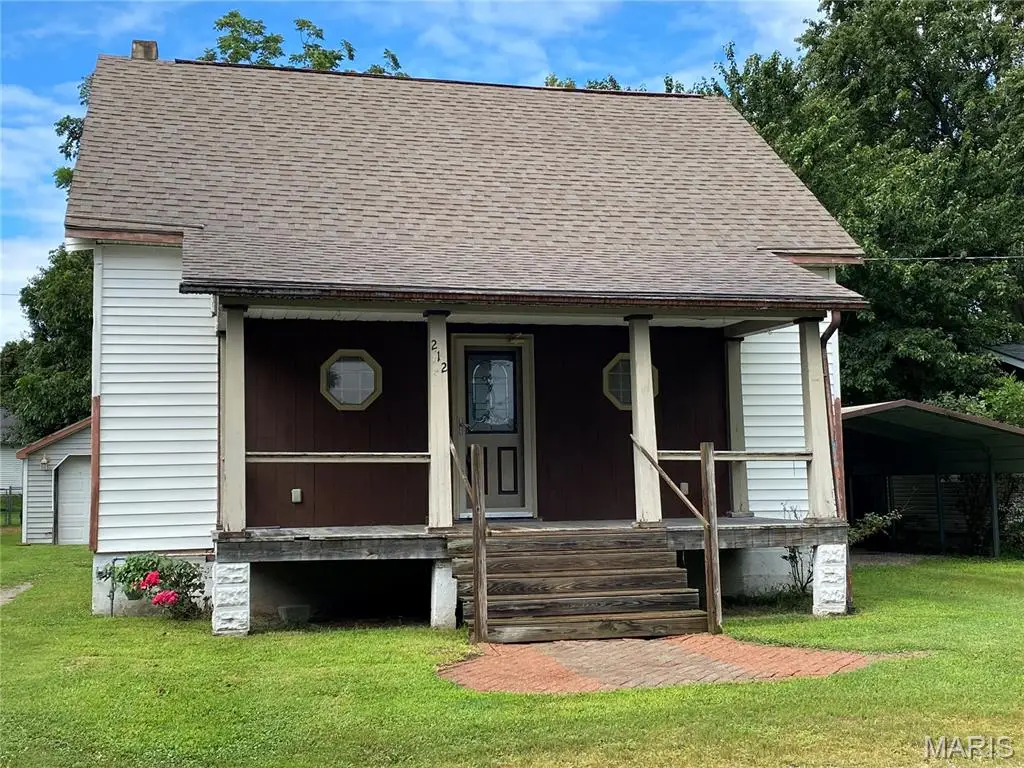 212 W Illinois Street, New Baden, IL 62265 - #1