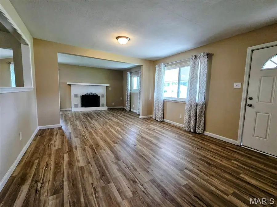 911 Saint Paul Lane, O Fallon, MO 63366 - #3