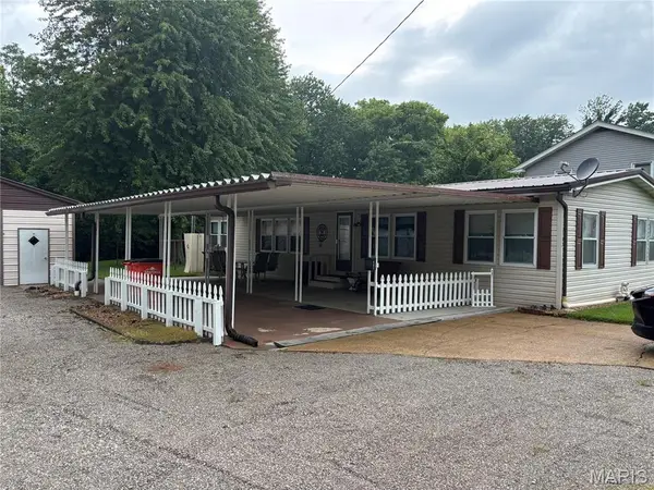 402 Pinckneyville Road, Marissa, IL 62257