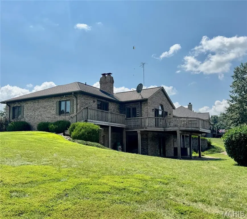 6 Willow Circle Drive, Greenville, IL 62246 - #2